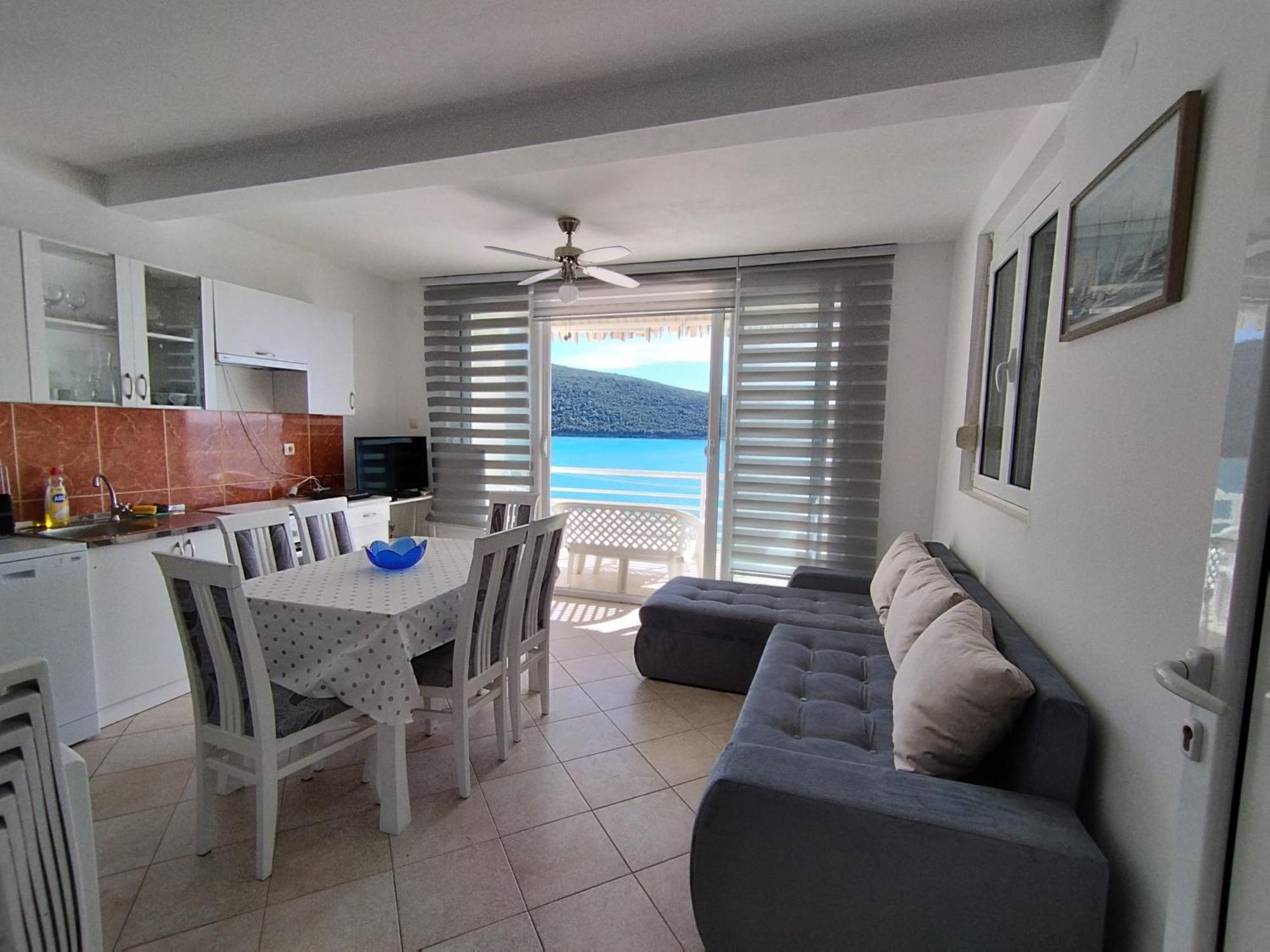 Seaside Apartment Kruce Ούλτσιν Εξωτερικό φωτογραφία