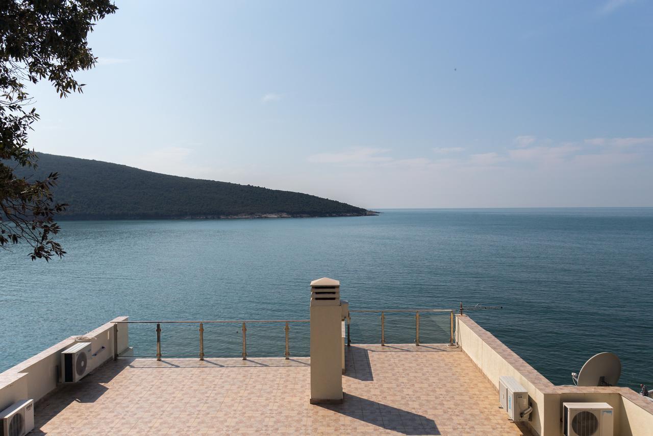 Seaside Apartment Kruce Ούλτσιν Εξωτερικό φωτογραφία